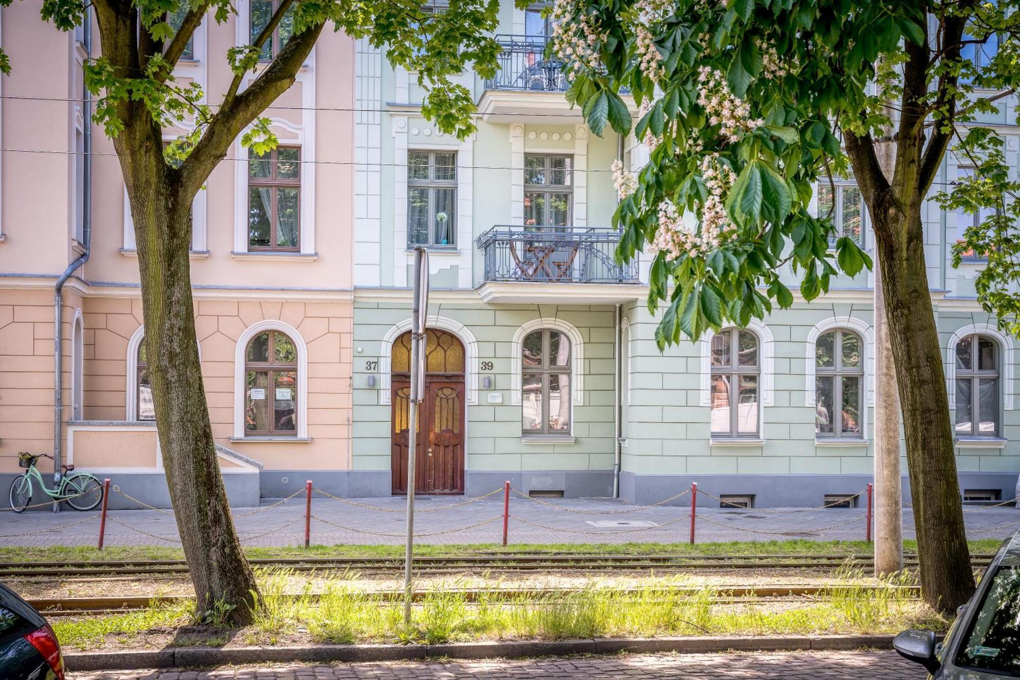 Apartament 51 Z Miejscem Parkingowym Torun Bagian luar foto